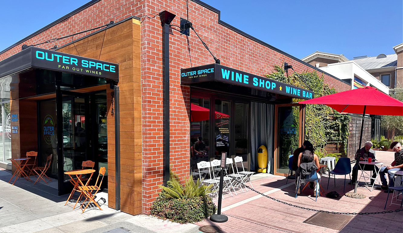 robert-sinskey-at-outer-space-downtown-napa-event